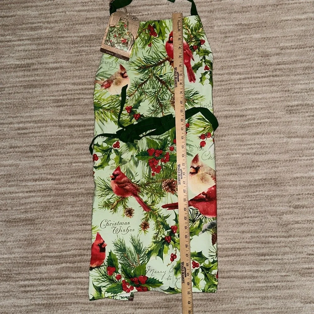 NWT Michel Design Works APR293 Adjustable Cotton Chef Apron, Christmas Print